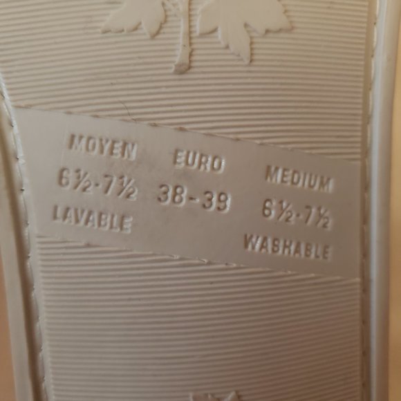 - Furry Bedroom Slippers - Picture 4 of 5